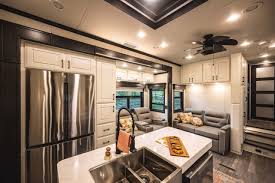 luxury rv campers