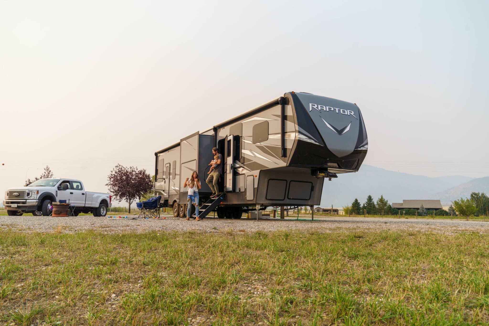 luxe rv toy hauler