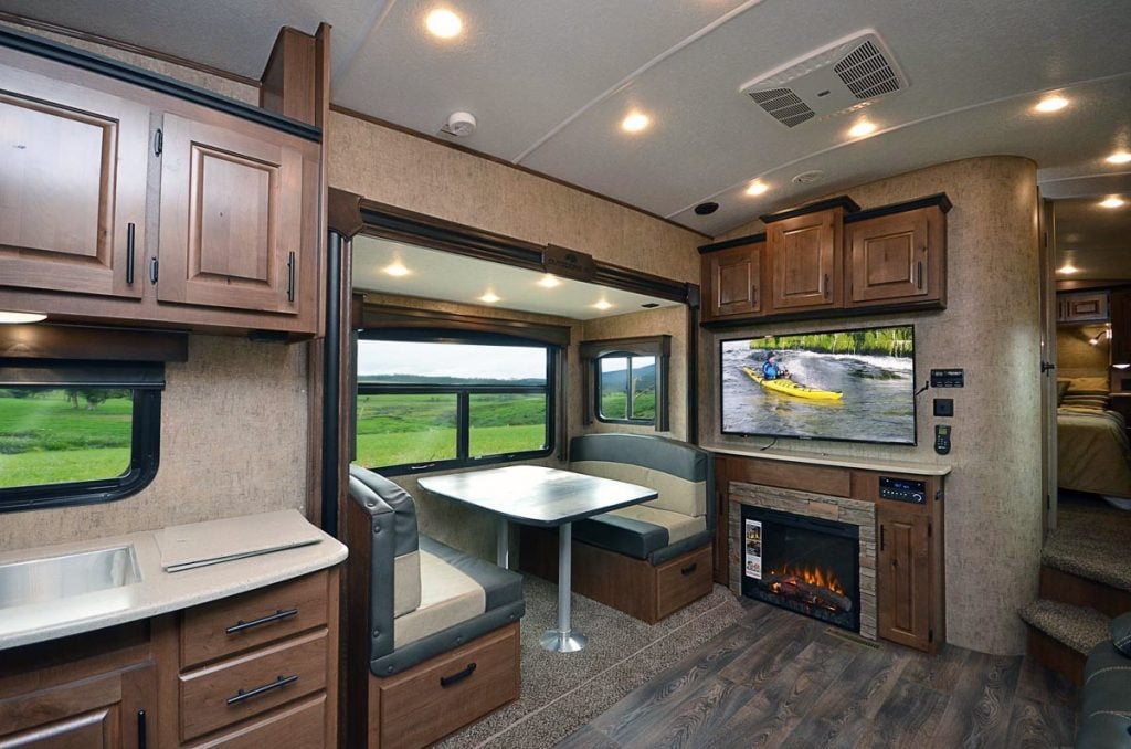 fancy fifth wheel campers